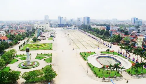 Thủ tướng Chính phủ trả lời chất vấn về “phong trào” xây quảng trường