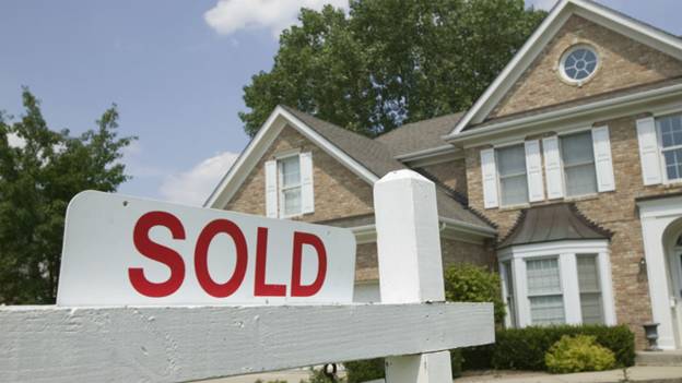 Doanh số bán nhà giảm nhẹ tại Canada