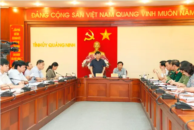 Bộ Xây dựng hỗ trợ tỉnh Quảng Ninh 2000 tấn xi măng để khắc phục thiệt hại do mưa lũ