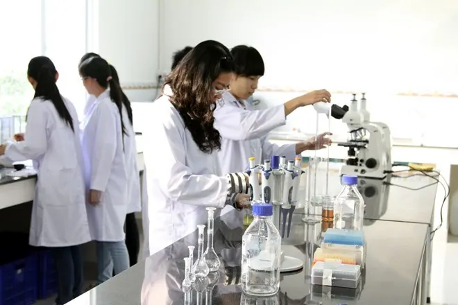 Xây dựng 3 trung tâm công nghệ sinh học ngang tầm thế giới
