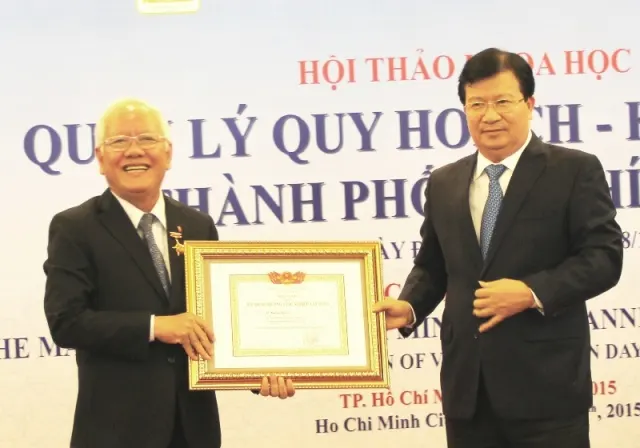 Bộ trưởng Trịnh Đình Dũng dự Hội thảo “Quản lý Quy hoạch – kiến trúc TPHCM”