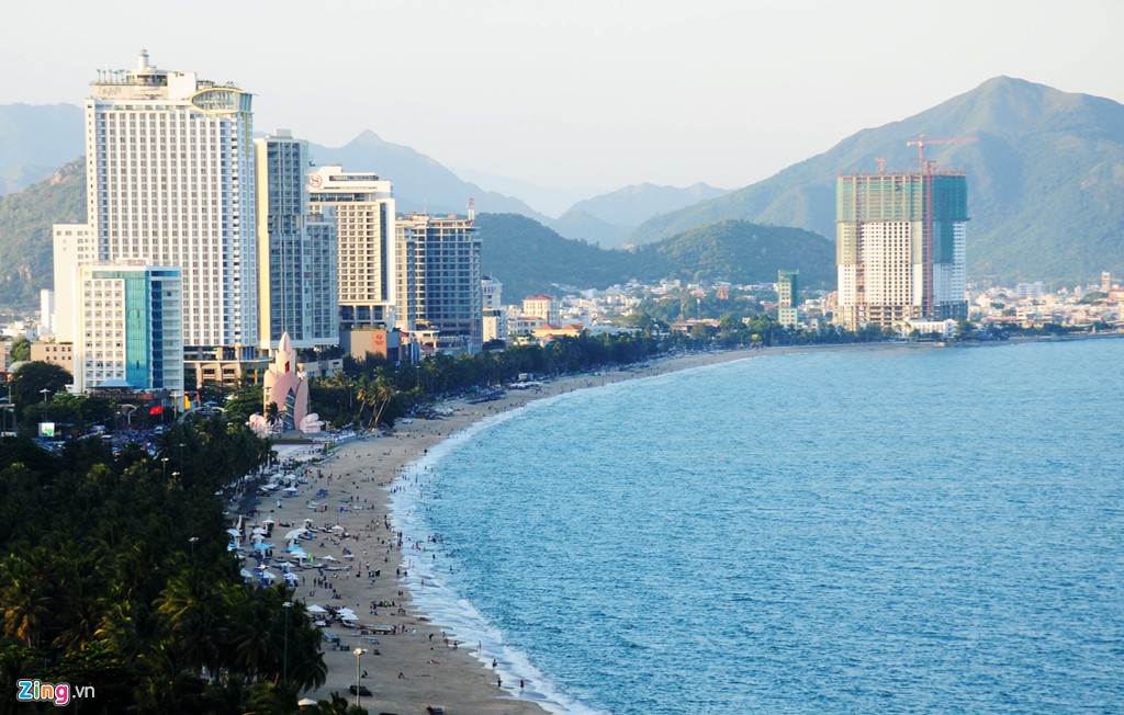 Quy hoạch ngược bên bờ biển Nha Trang