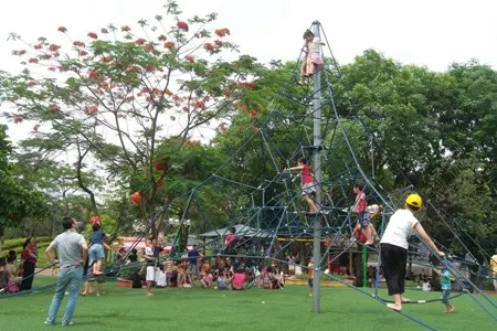 Hà Nội sẽ xây hơn 100 sân chơi công cộng