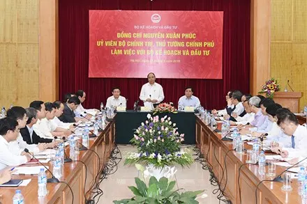 Thủ tướng yêu cầu thẩm định các dự án 10.000 tỷ đồng