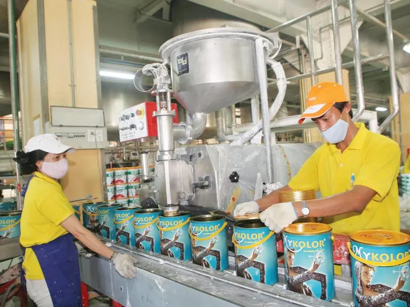 Thị trường sơn Việt Nam: Ngoại lấn lướt, nội thúc thủ