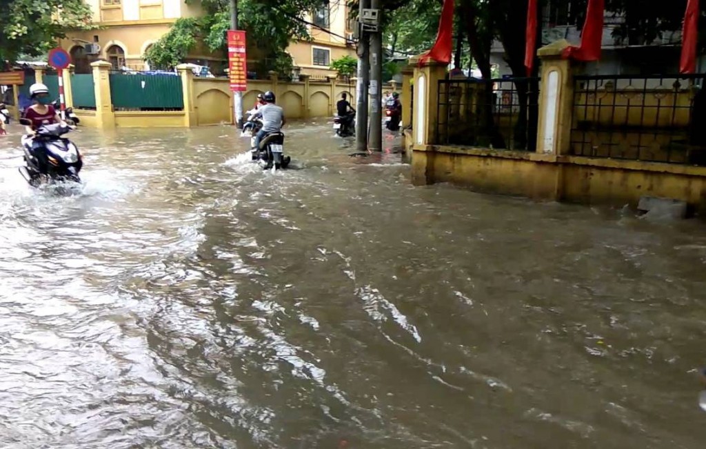 Chữa ngập úng cho TP Hà Nội