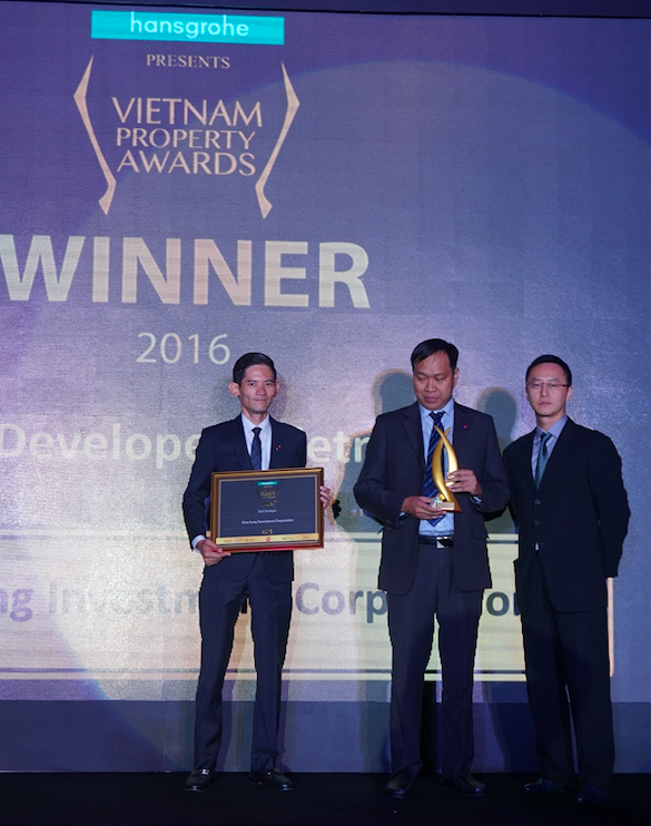 Công ty CPĐT Nam Long giành giải “Nhà phát triển bất động sản tốt nhất 2016”