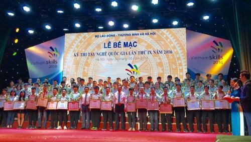 Bộ Xây dựng đứng thứ 5 trong Kỳ thi tay nghề quốc gia lần thứ 9