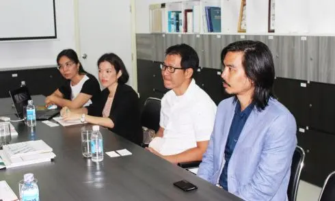 Tiếp đoàn Trường Kiến trúc và Thiết kế Montfort del Sario (Thái Lan)