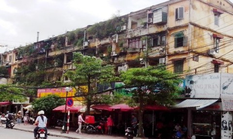 Hà Nội kêu gọi 361.000 tỷ đồng cải tạo chung cư cũ: Kế hoạch mới gặp trở ngại cũ