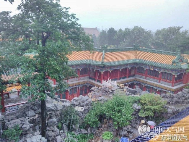 Cả Trung Quốc ngập lụt, vì sao Tử Cấm Thành vẫn luôn khô ráo