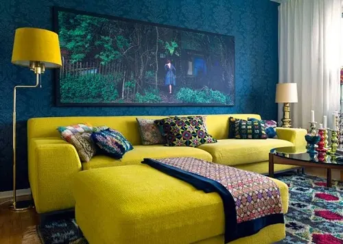 Chọn điểm nhấn cho căn phòng với sofa vàng