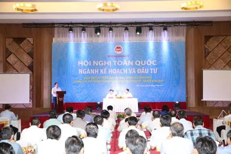 Tham mưu về quy hoạch, kế hoạch cần theo tín hiệu thị trường