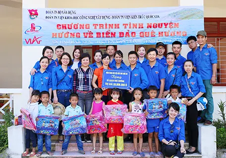 Tuổi trẻ Viện Kiến trúc Quốc gia – Hành trình Bản Sen 2016