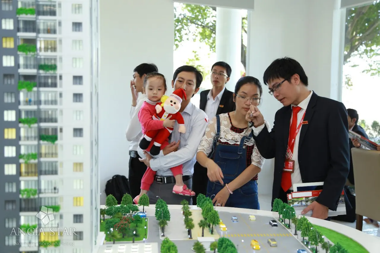 Trọng tâm của chính sách phải là phát triển nhà ở phổ cập