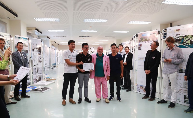 Sinh viên Đại học Xây dựng giành chiến thắng lớn tại AIAC 2016