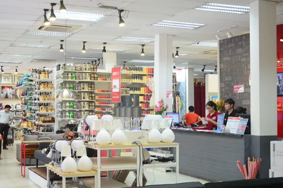 Hiện tại, chuỗi Siêu thị của UMA có 12 chi nhánh, 7 tại Hà Nội và 5 tại TP HCM