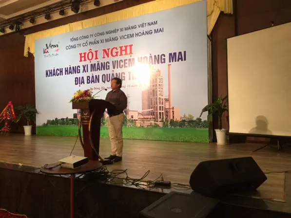 Hội nghị khách hàng Công ty CP Xi măng Vicem Hoàng Mai