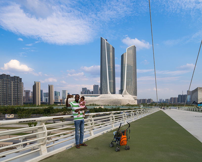 Zaha Hadid – Tòa nhà cực giống thiết bị router wifi