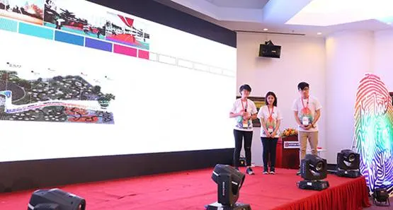 Giải Nhất mảng Kiến trúc thuộc về nhóm M.O3: Chu Đình Hùng, Nguyễn Quỳnh Nghi, Nguyễn Trúc Thi trường Đại học Kiến trúc Thành phố Hồ Chí Minh với ý tưởng Hai thế giới. Một hành trình. Và những sắc màu chữa lành cảm xúc.