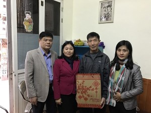 Công đoàn Bộ Xây dựng thăm hỏi những gia đình có hoàn cảnh khó khăn