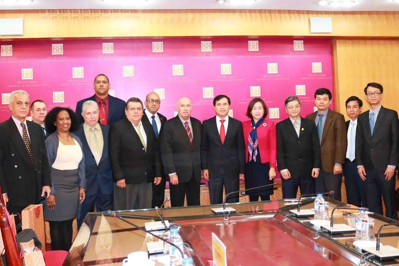 Thứ trưởng Lê Quang Hùng tiếp Thứ trưởng thứ nhất Bộ Xây dựng Cuba