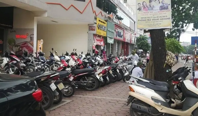 Vỉa hè, cuộc chiến đang nửa vời?