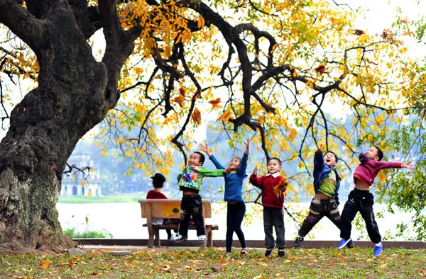 Hà Nội: Ban hành bộ quy tắc ứng xử nơi công cộng