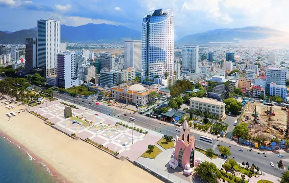 Công trình cao tầng mọc san sát nhau tại đường ven biển Trần Phú (Nha Trang, Khánh Hòa)
