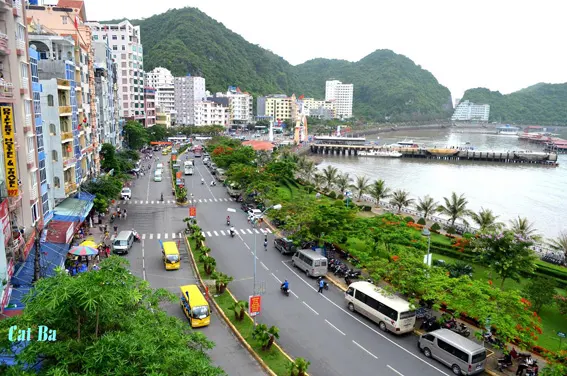 Xây dựng cao tầng mặt tiền hướng biển: Lợi bất cập hại