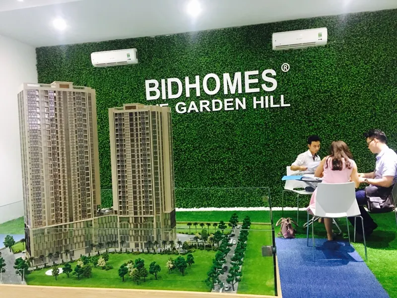 Gập ghềnh con đường giải cứu bất động sản đắp chiếu