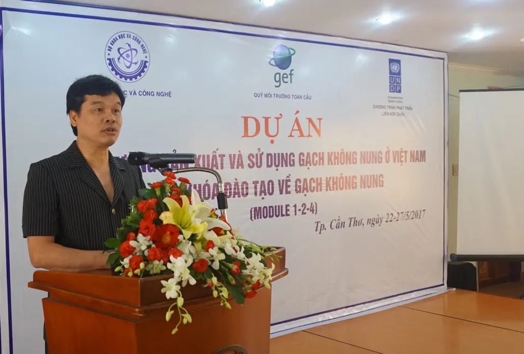 Nâng cao nhận thức để tăng cường đầu tư sản xuất và sử dụng gạch không nung