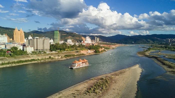 Duy trì thị trường BĐS Trung Quốc: Phát triển những thành phố nhỏ