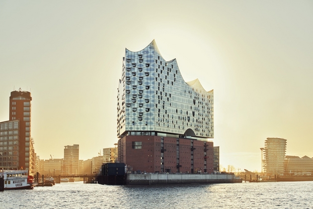Ngắm nhìn nhà hát Hamburg