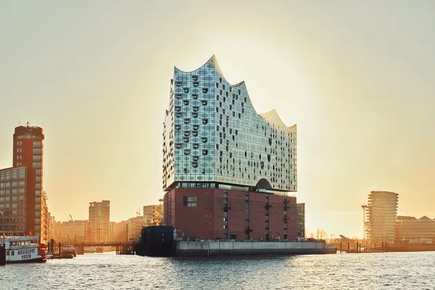 Ngắm nhìn nhà hát Hamburg