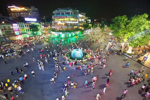 Hơn một tỷ đồng mỗi m2 đất phố đi bộ Hà Nội