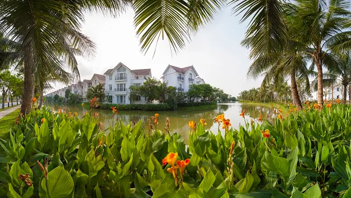 Khi kiến trúc Hy Lạp có màu xanh