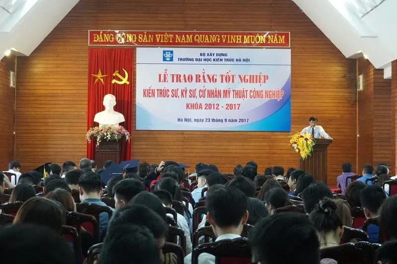 Đại học Kiến trúc Hà Nội trao bằng tốt nghiệp cho Kiến trúc sư, Kỹ sư, Cử nhân Mỹ thuật công nghiệp