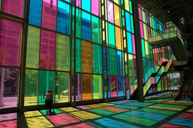 7 sắc cầu vồng trong kiến trúc, từ truyền thống đến đương đại