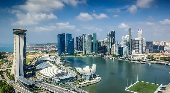 Khu trung tâm hành chính cao tầng Marina Bay (Singapore)