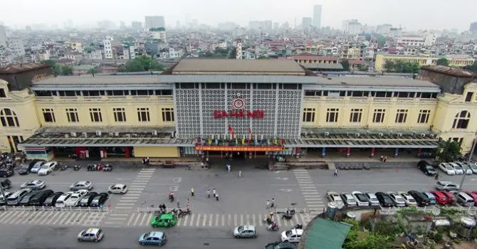 Xây nhà cao ốc ở ga Hà Nội: Thận trọng với quy hoạch chung
