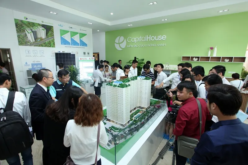 Tưng bừng quà tặng chào mừng cất nóc dự án EcoHome Phúc Lợi