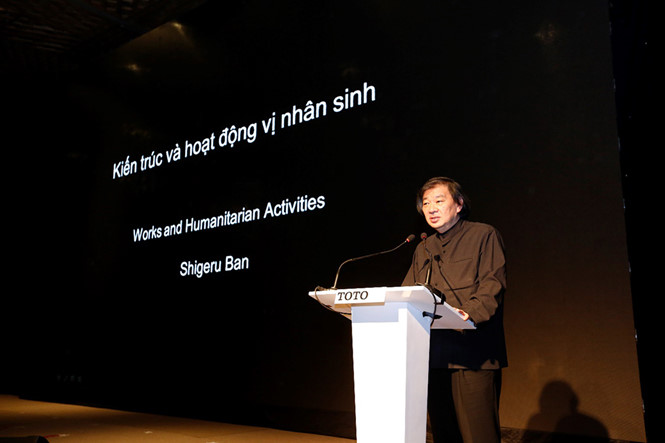 Kiến trúc và hoạt động vị nhân sinh: Những chia sẻ ý nghĩa từ bậc thầy kiến trúc Shigeru Ban