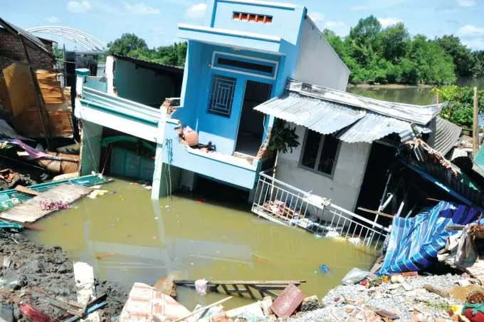 Sạt lở nhà ven sông trước tác động của BĐKH