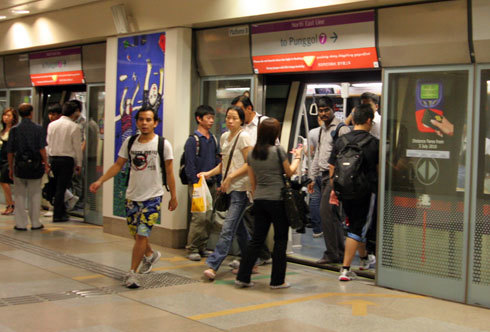 ‘Đặt ga tàu điện ngầm sát hồ Gươm là bất ổn’