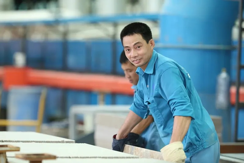 Ngành sản xuất vật liệu xây dựng: Cạnh tranh và thay thế hàng ngoại nhập