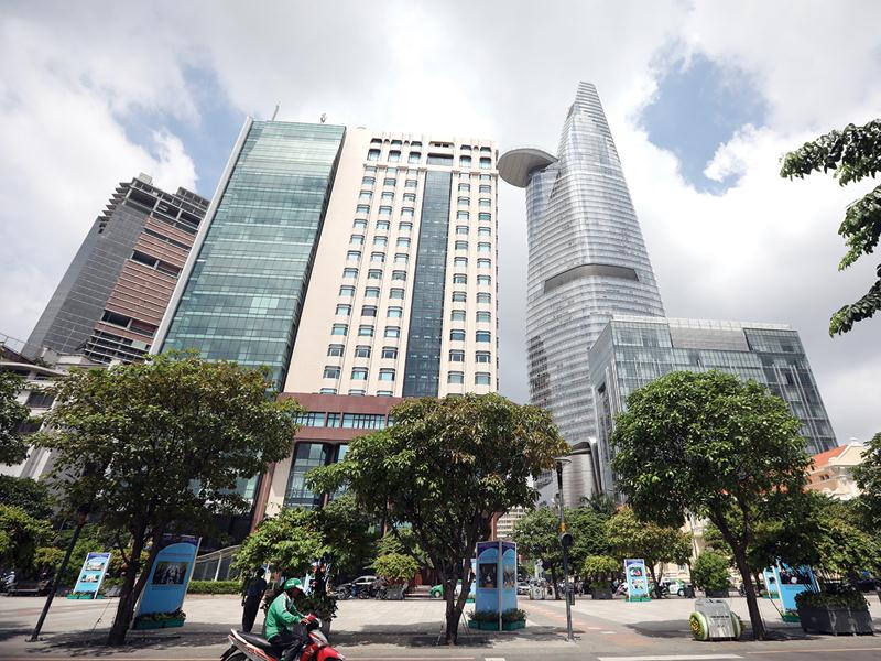 Khan nguồn cung, giá văn phòng cho thuê bật tăng mạnh mẽ