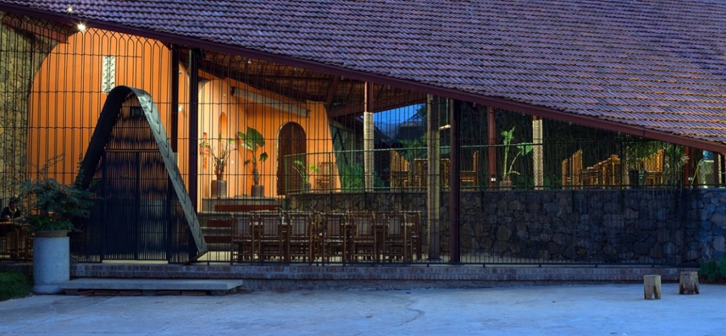 Ao Mây, nhà hàng phong cách dân gian giữa vùng cao