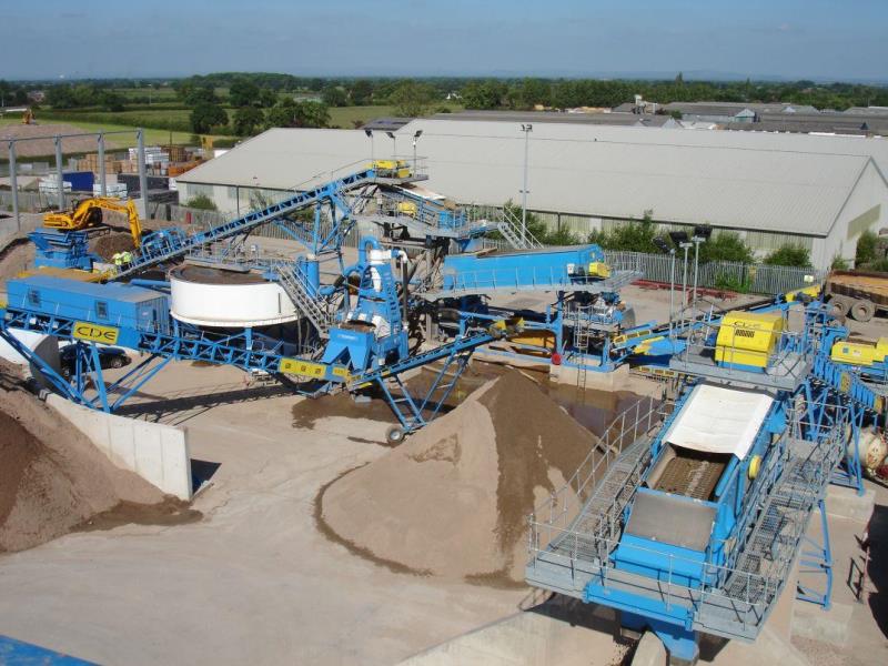 Hội thảo khoa học toàn quốc về vật liệu cát nghiền thay thế cát tự nhiên