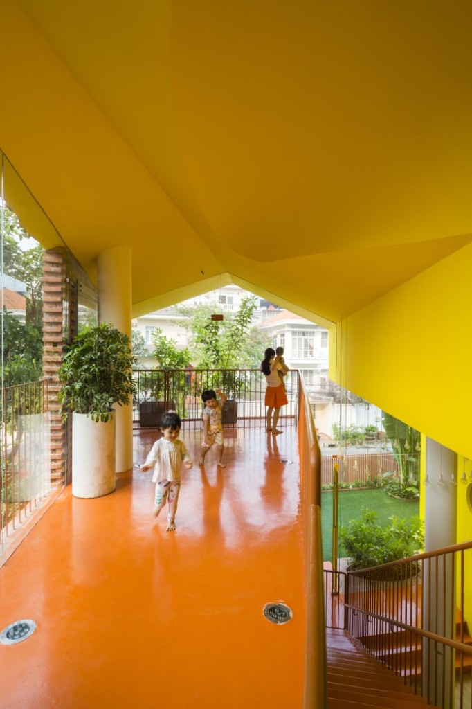 Trường mẫu giáo chuồn chuồn kim 2/ Kiến trúc O